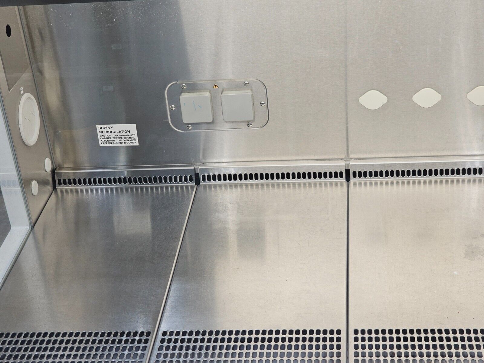 Thermo Scientific Herasafe 2030i 1.5 Micro-Biological Safety Cabinet MFD 2020