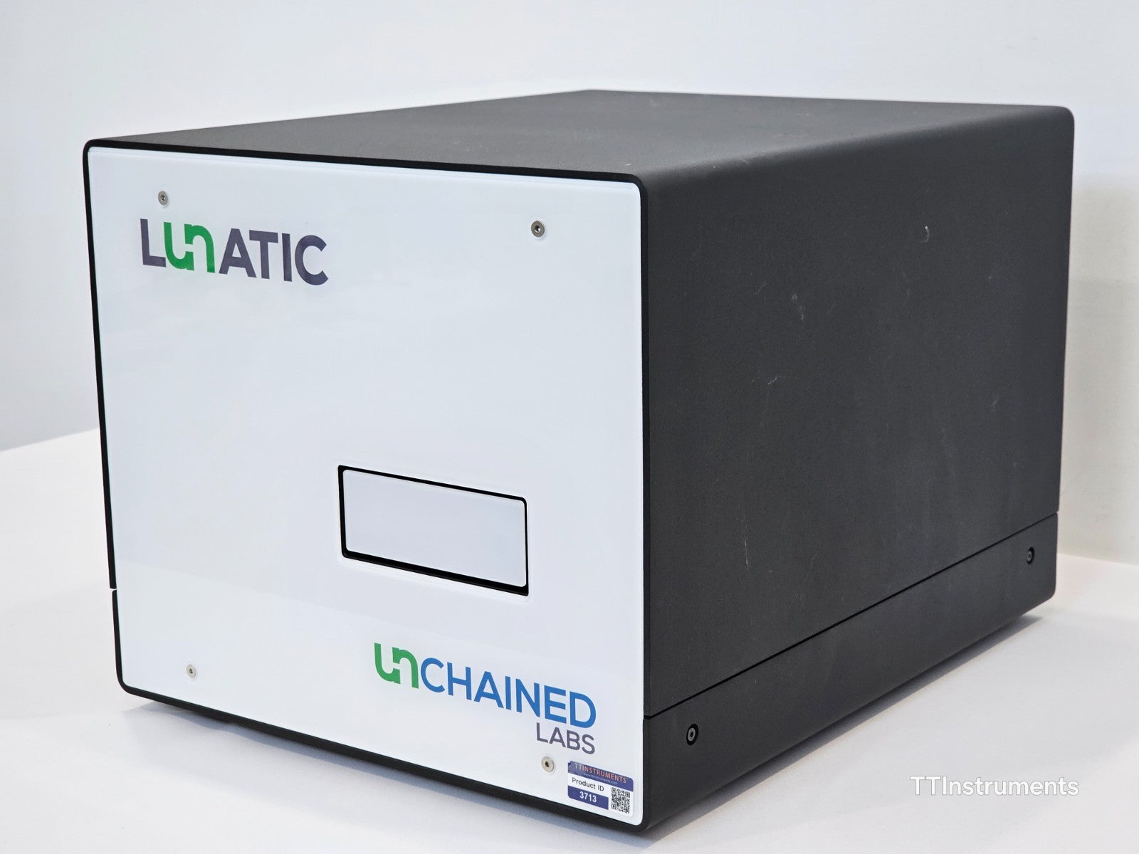 Unchained Labs Lunatic UV/VIS 230-750nm Spectrophotometer w/ Laptop and Software