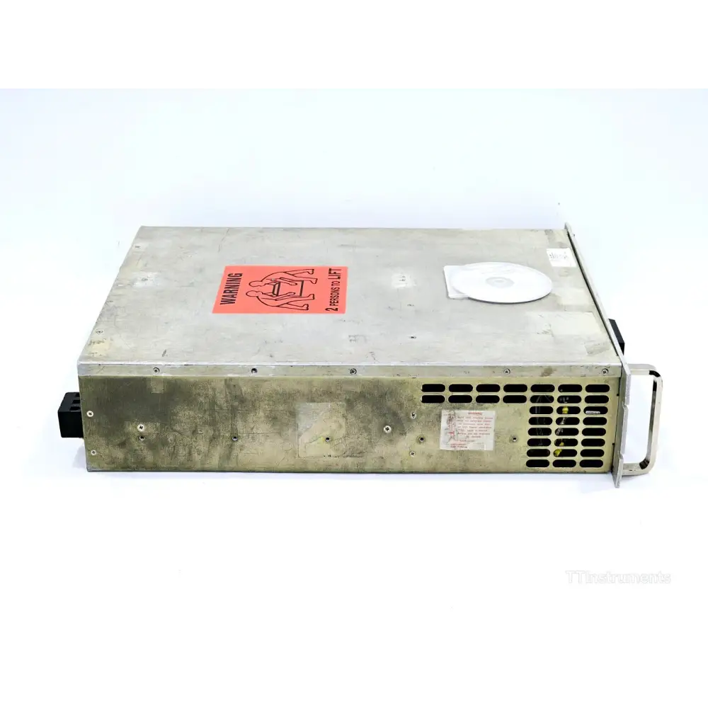 California Instruments 1501L 1500VA programmable AC power source front fascia detail