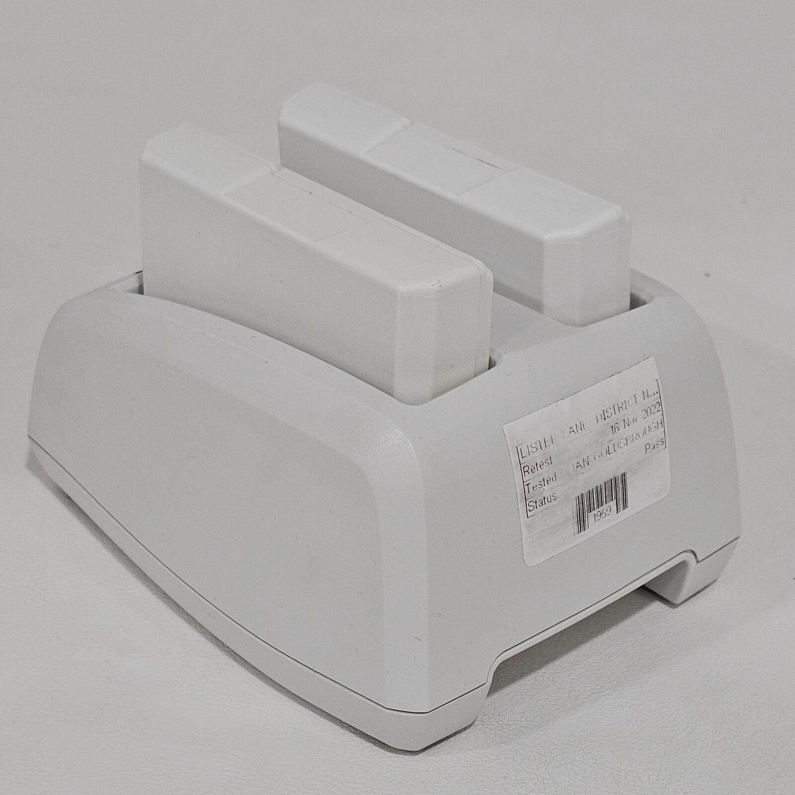 Verathon BVI 9400 BladderScan Charger 0570-0193 & 2 Batteries 0400-0066