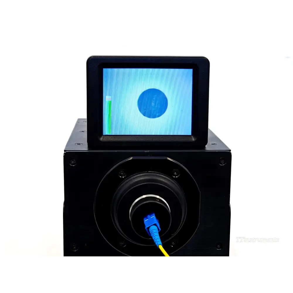 VIAVI FVAi-2400-L inspecting SC single-mode fibre connector end-face displayed live on built-in LCD screen