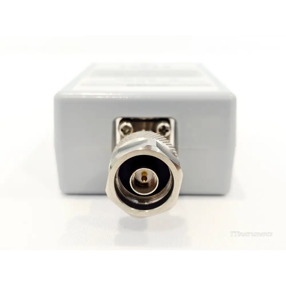 VIAVI JD736B Type-N male RF input connector close-up showing centre pin and knurled coupling nut