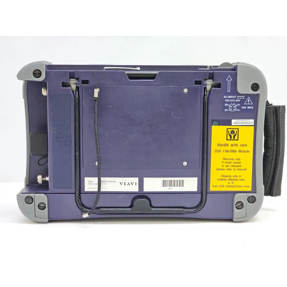 OSA-110M Compact Full-Band Optical Spectrum Analyzer module fitted in 6000A V2 mainframe
