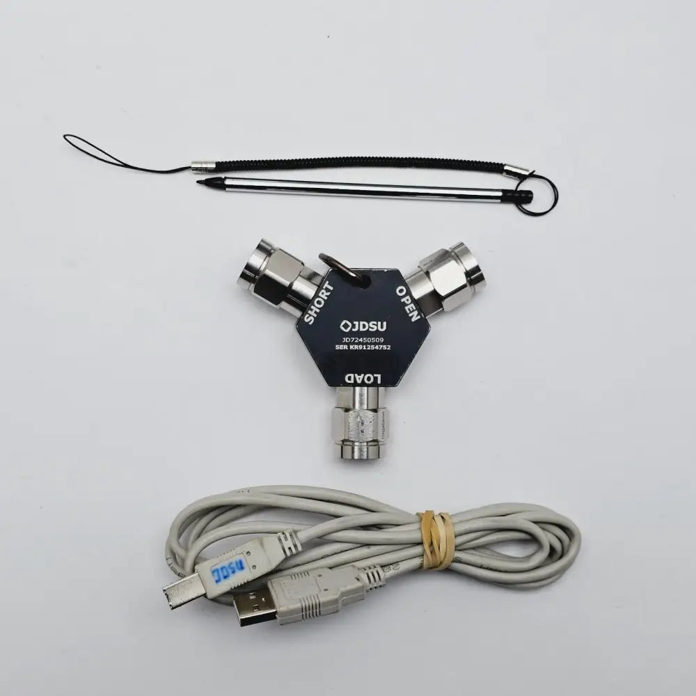 JD785B CellAdvisor analyzer right-side port connections and RF connectors