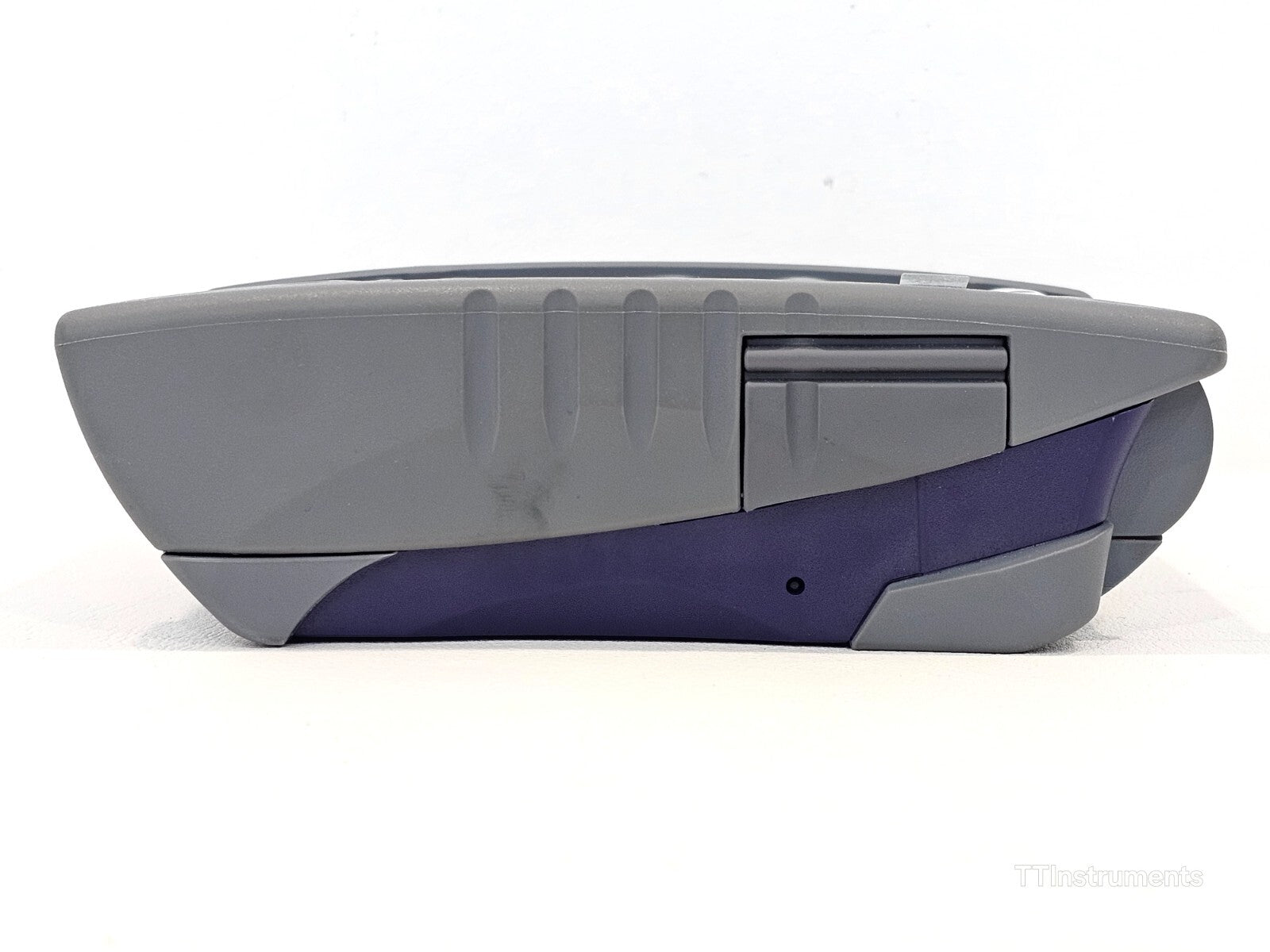 Viavi JDSU E136FB SmartOTDR 1310/1550 & 1625 Live 41 dB SM Long Haul OTDR MFD 22