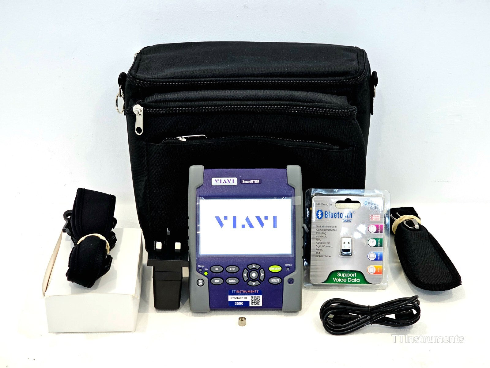 Viavi JDSU E136FB SmartOTDR 1310/1550 & 1625 Live 41 dB SM Long Haul OTDR MFD 22