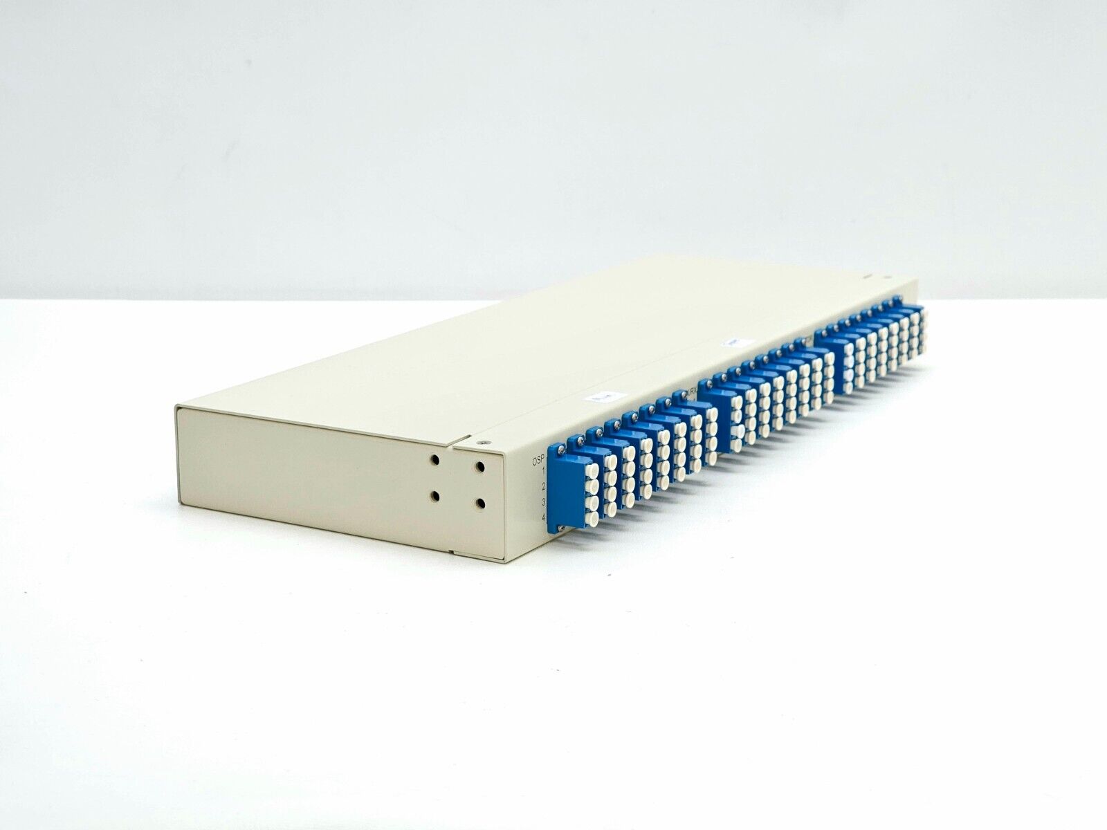 Viavi JDSU E98RKWDM1650LCUPC RACK (1U) OF 32 WDM (1650NM) WITH LC/UPC CONNECTORS