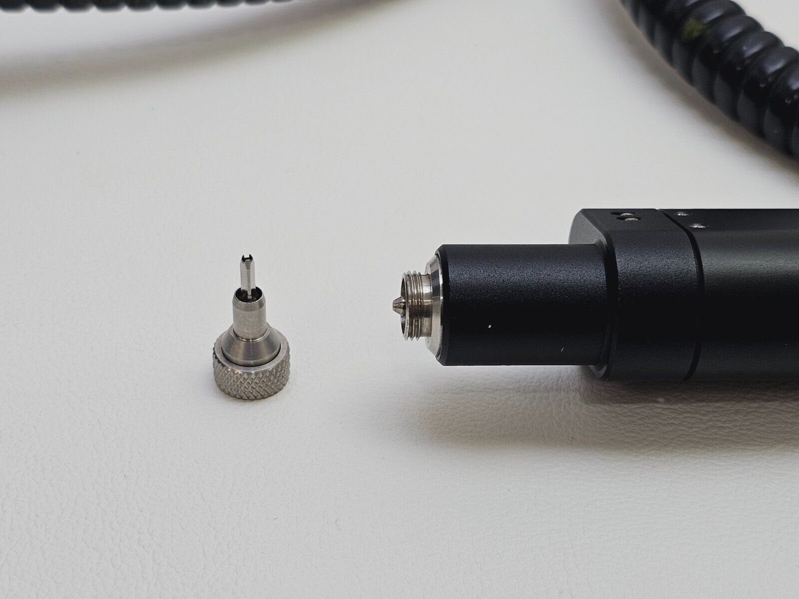 Viavi JDSU FCL-B1000 CleanBlast Benchtop Fiber End-face Cleaning System