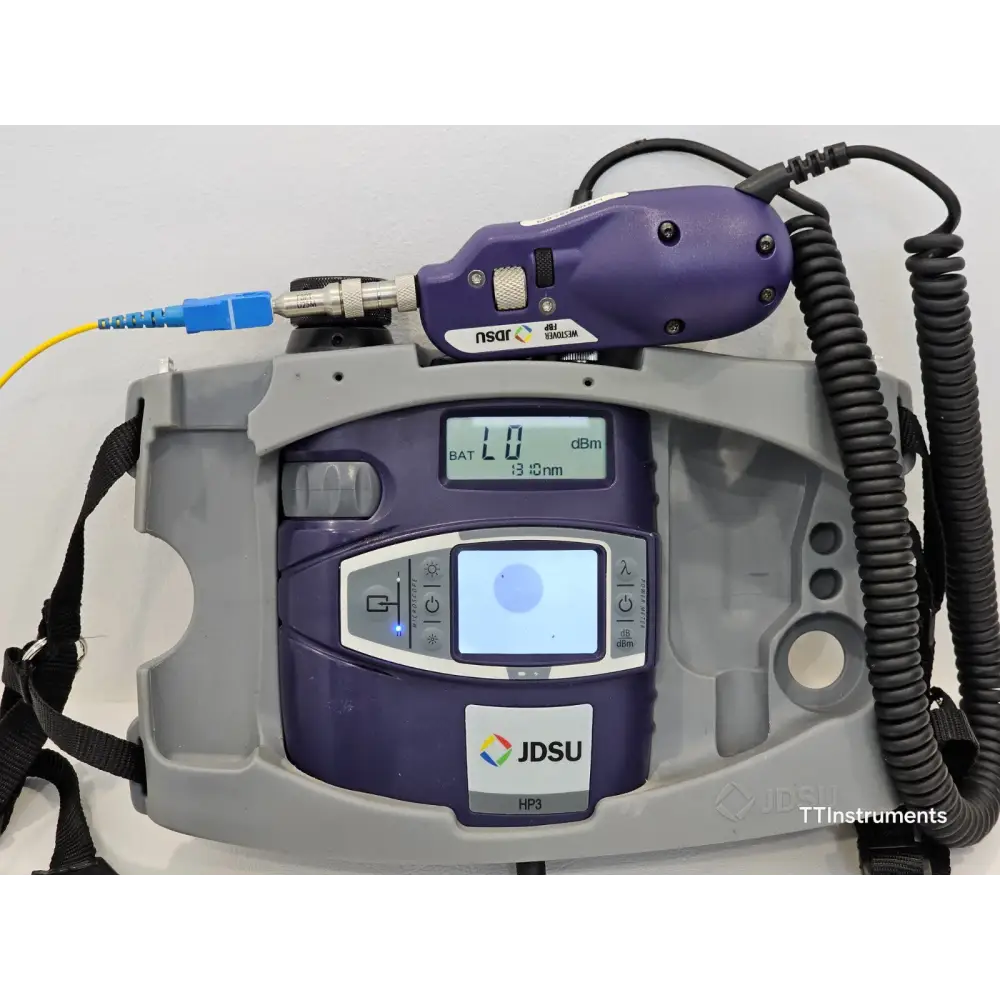 Viavi FIT-S105-PRO kit accessories including tips and patchcords laid flat