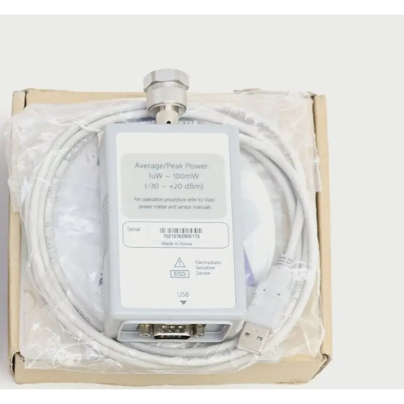 Viavi JDSU JD736B terminating average peak power sensor 20-3800 MHz front view with cable
