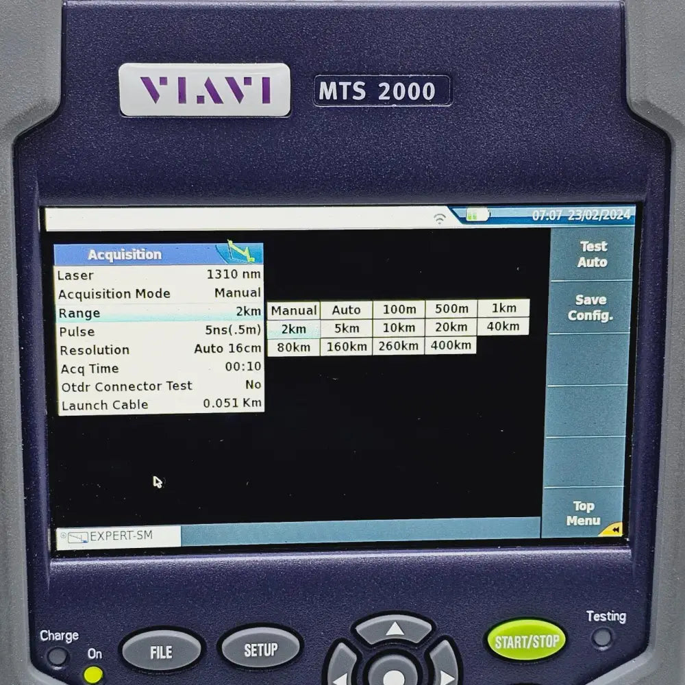 Viavi MTS 2000 OTDR high-visibility touch screen displaying fibre event table