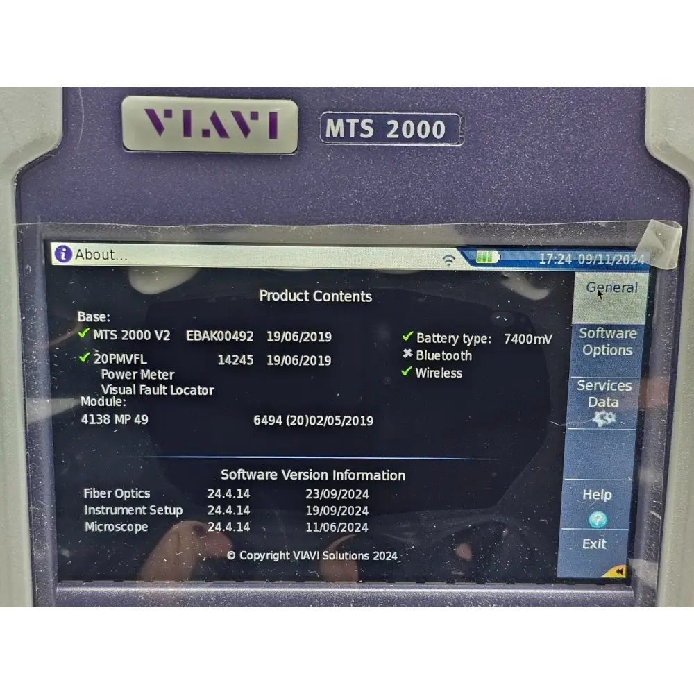 Viavi MTS 2000 V2 software options screen showing FCOMP and SMART TEST licences