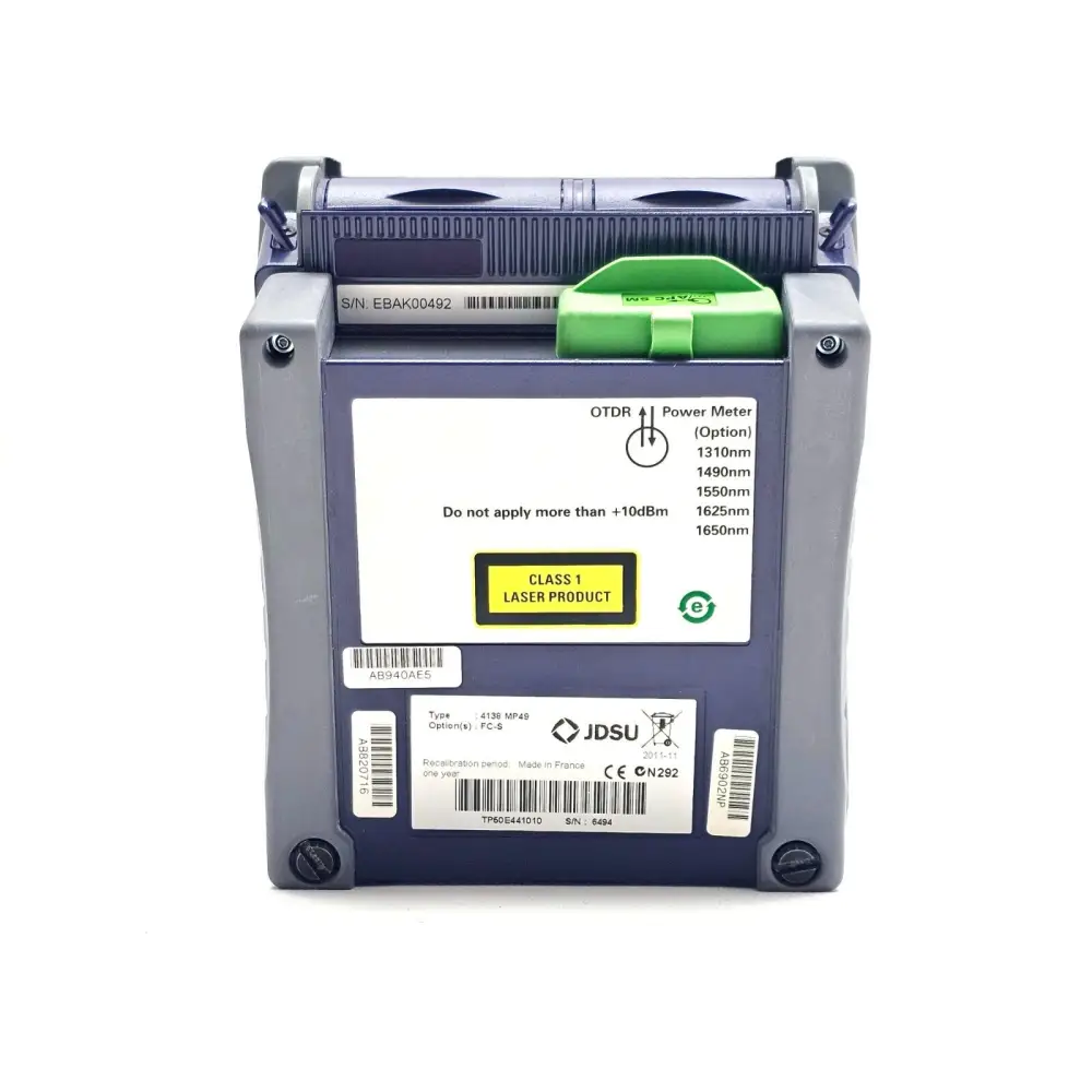 Viavi 4138 MP49 SC-APC OTDR module inserted into MTS 2000 V2 mainframe