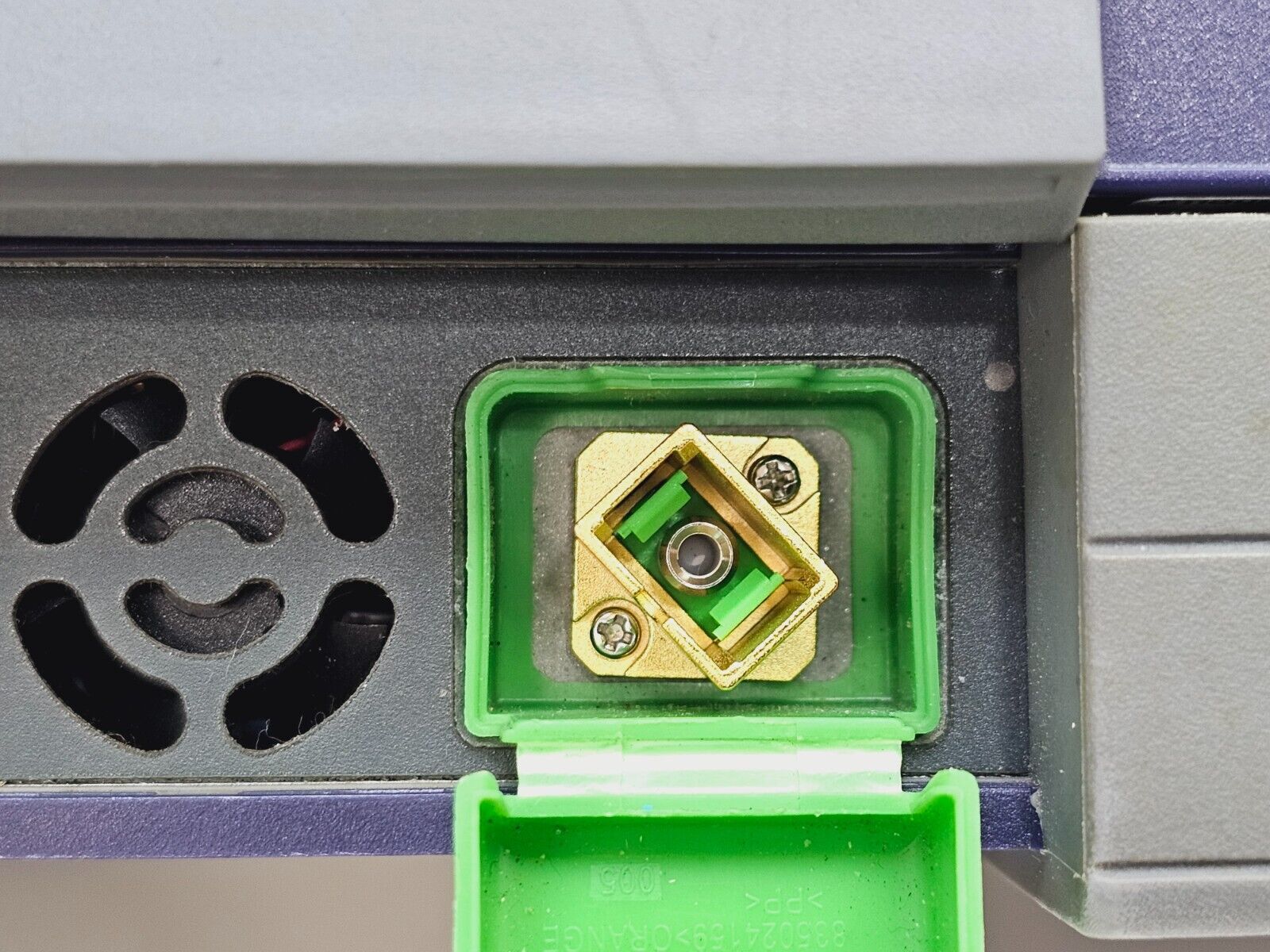 Viavi JDSU MTS 4000 V2 with 4126 MA2 SM 1310/1550 nm OTDR 40/40 dB Access Metro