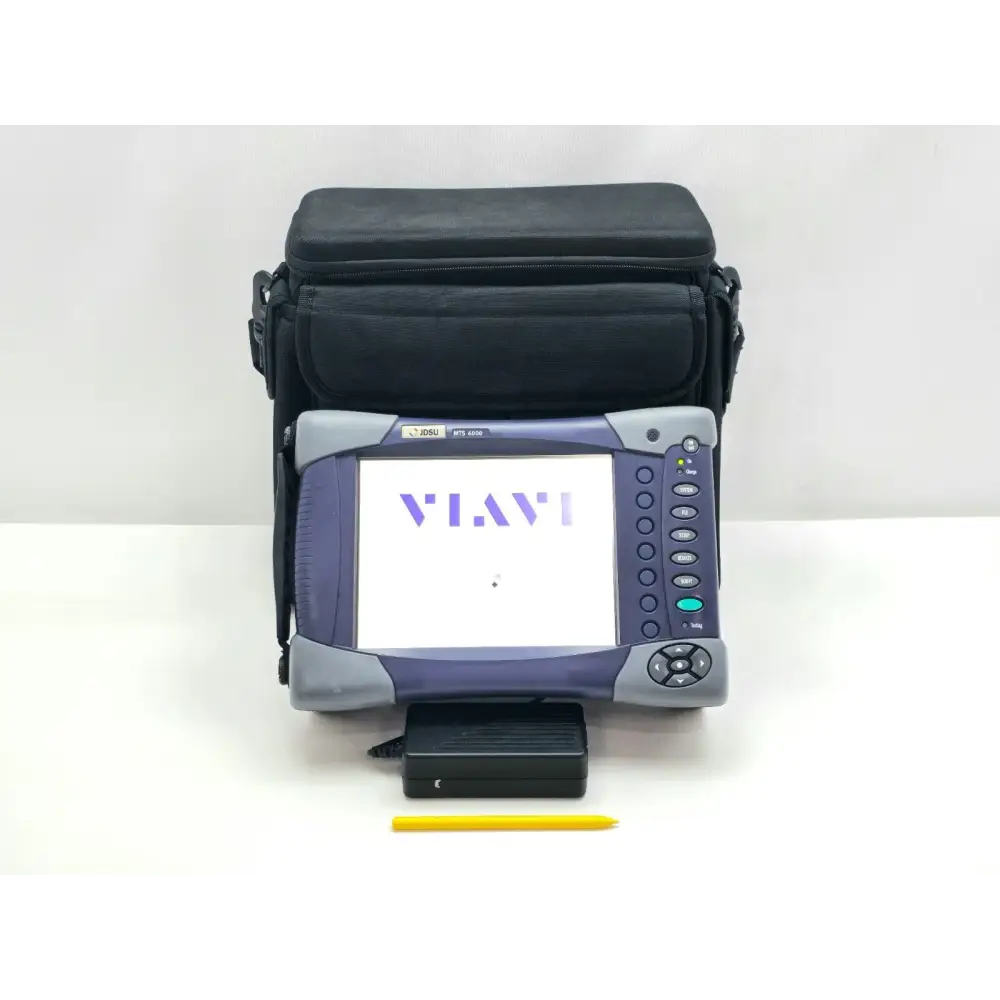 Viavi JDSU MTS 6000 mainframe with 8126 LR OTDR module, front view