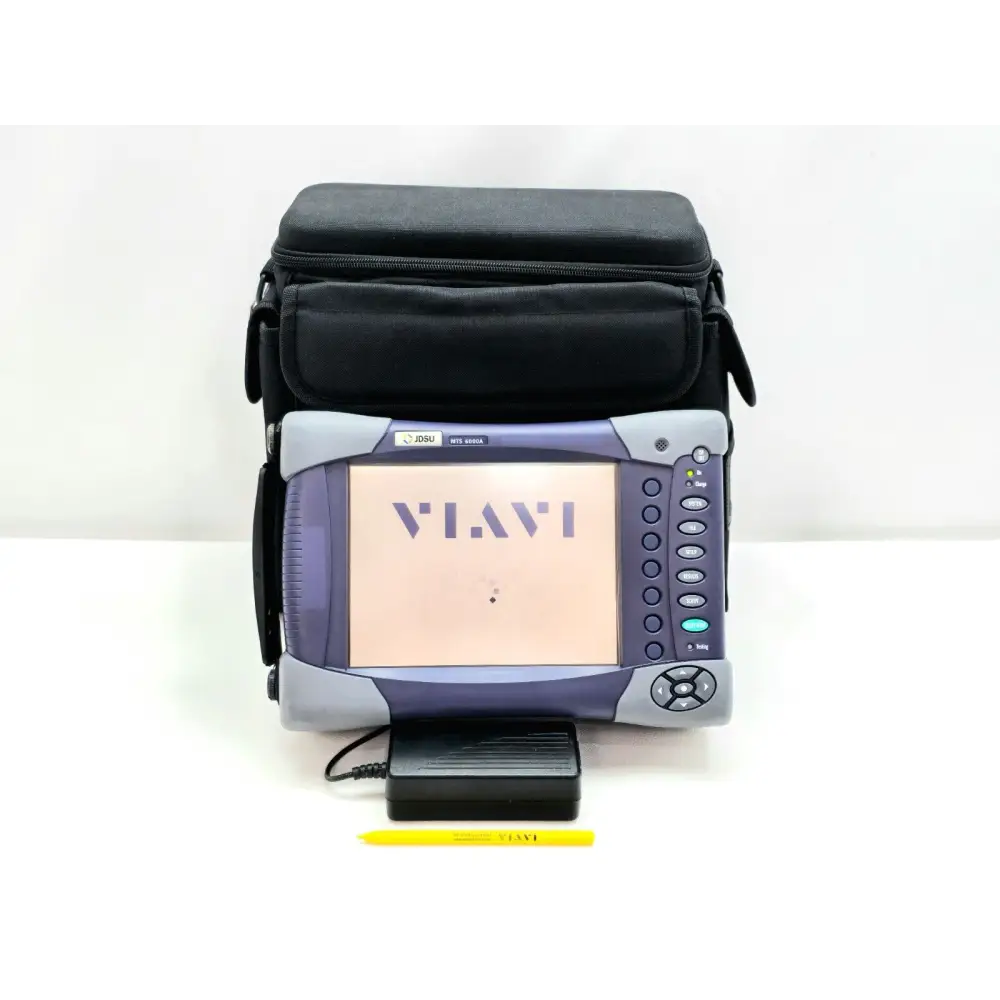 Viavi JDSU MTS 6000A mainframe with 8126 LR OTDR module, front view