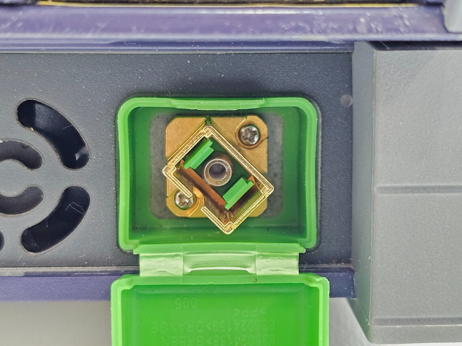 Viavi JDSU MTS T-BERD 2000 with PM / VFL & 4126 MA2 SM OTDR Module 1310/1550 nm