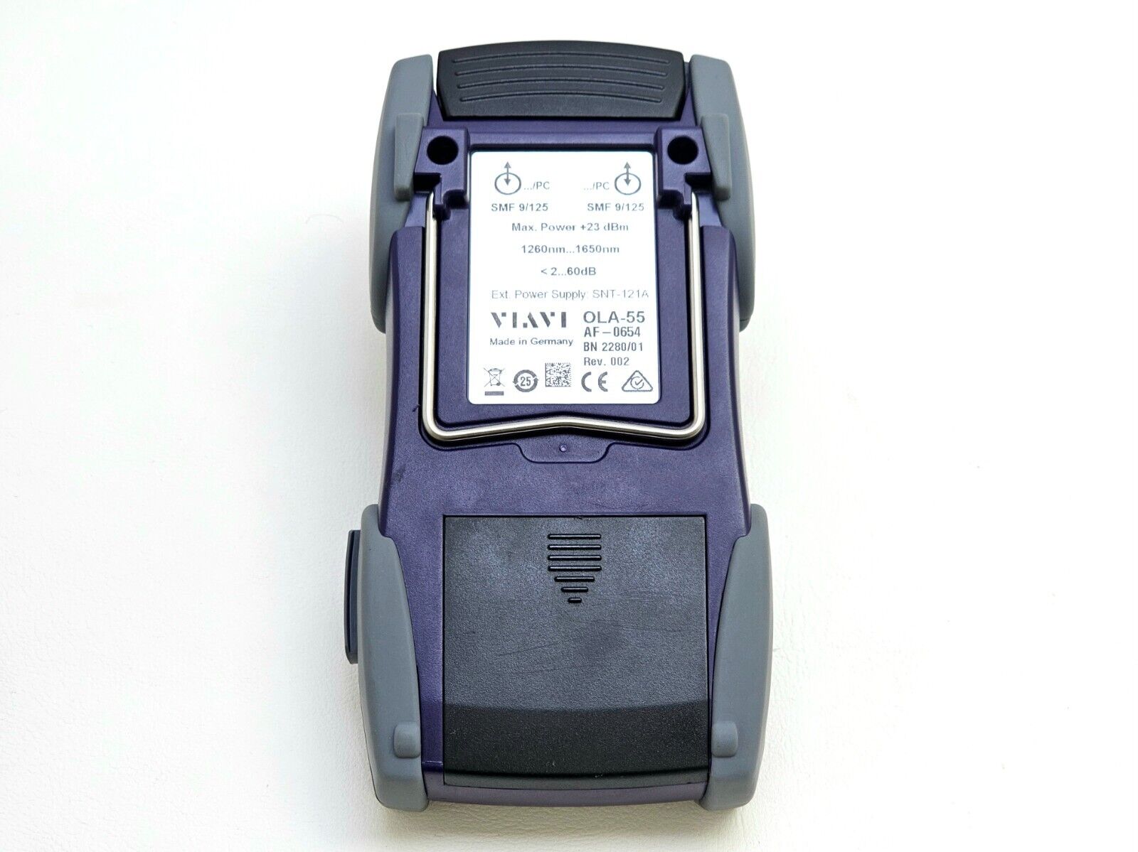 Viavi JDSU OLA-55 rear panel with USB interface and battery compartment