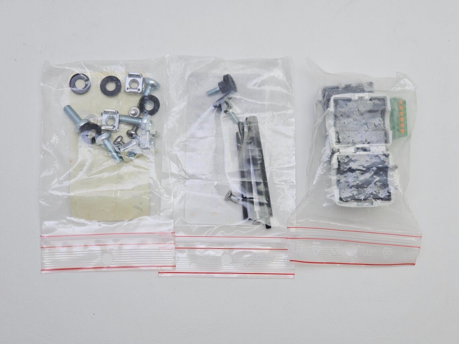 Viavi JDSU OTU 8000e + OTAU 1x4 Optical Switch & E81165B 1650 Filtered Live OTDR