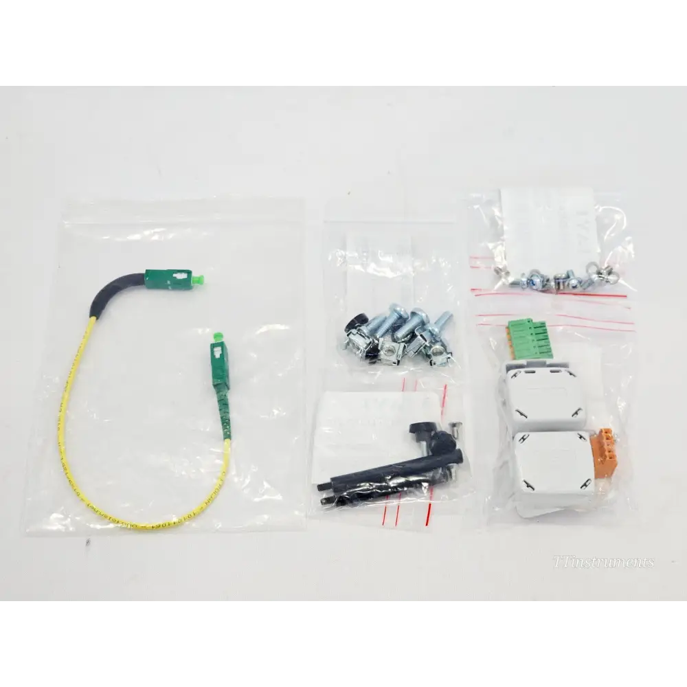 Viavi JDSU OTU 8000E v2 label and serial number detail view