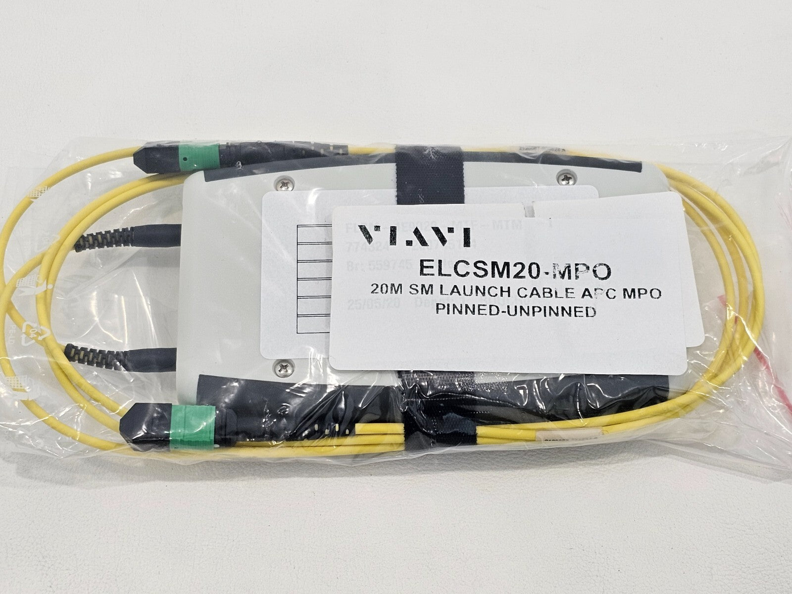 Viavi MPO Switch SM FOD5510S 1x12 with Launch Cables