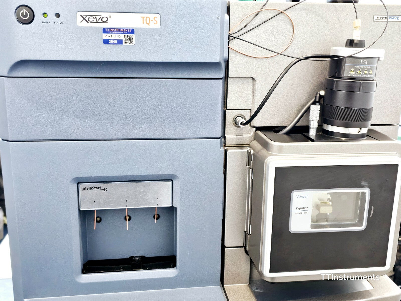 Waters Xevo TQ-S 186005453 Mass Spectrometer 2013 + Pumps + IonKey Source + More