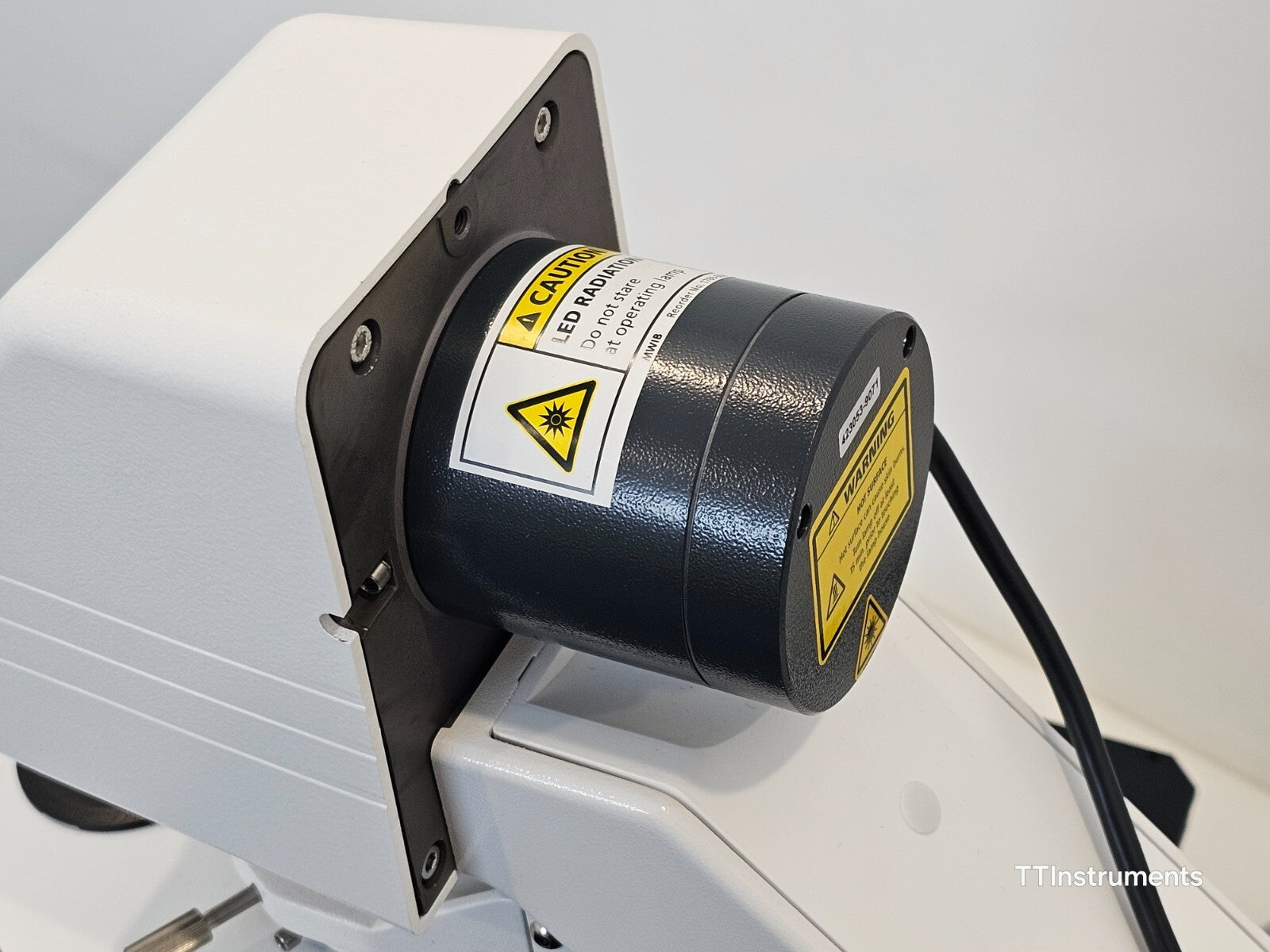 ZEISS Axio Observer Z1 Motorized Microscope with Laptop, Camera and Light Source