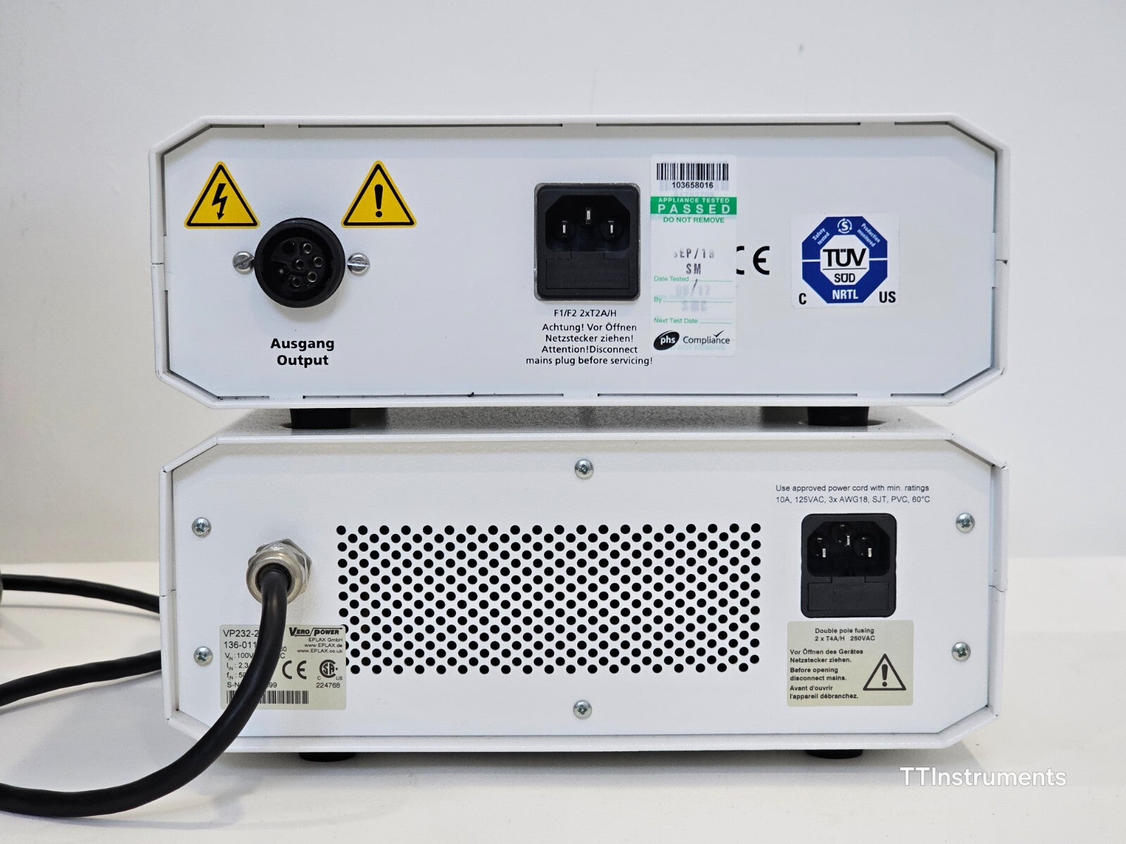 ZEISS Axio Observer Z1 Motorized Microscope with Laptop, Camera and Light Source