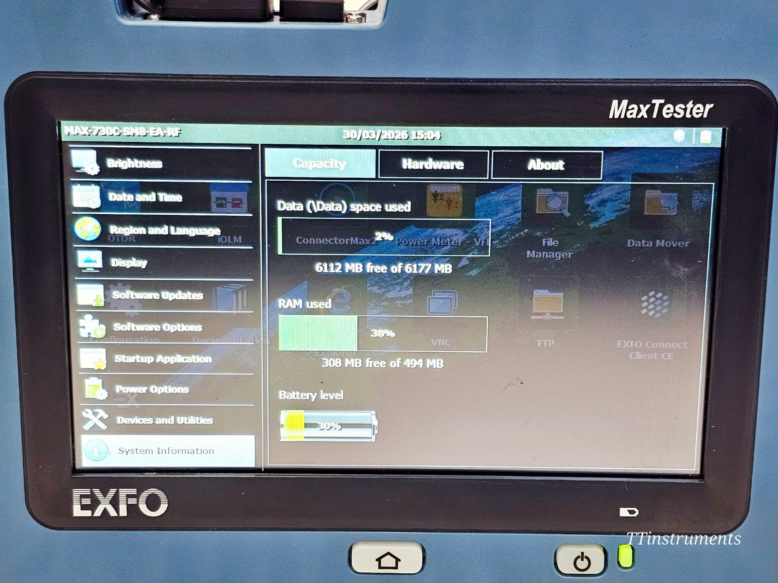 EXFO MAX-730C-SM8-EA OTDR close-up of function buttons and controls
