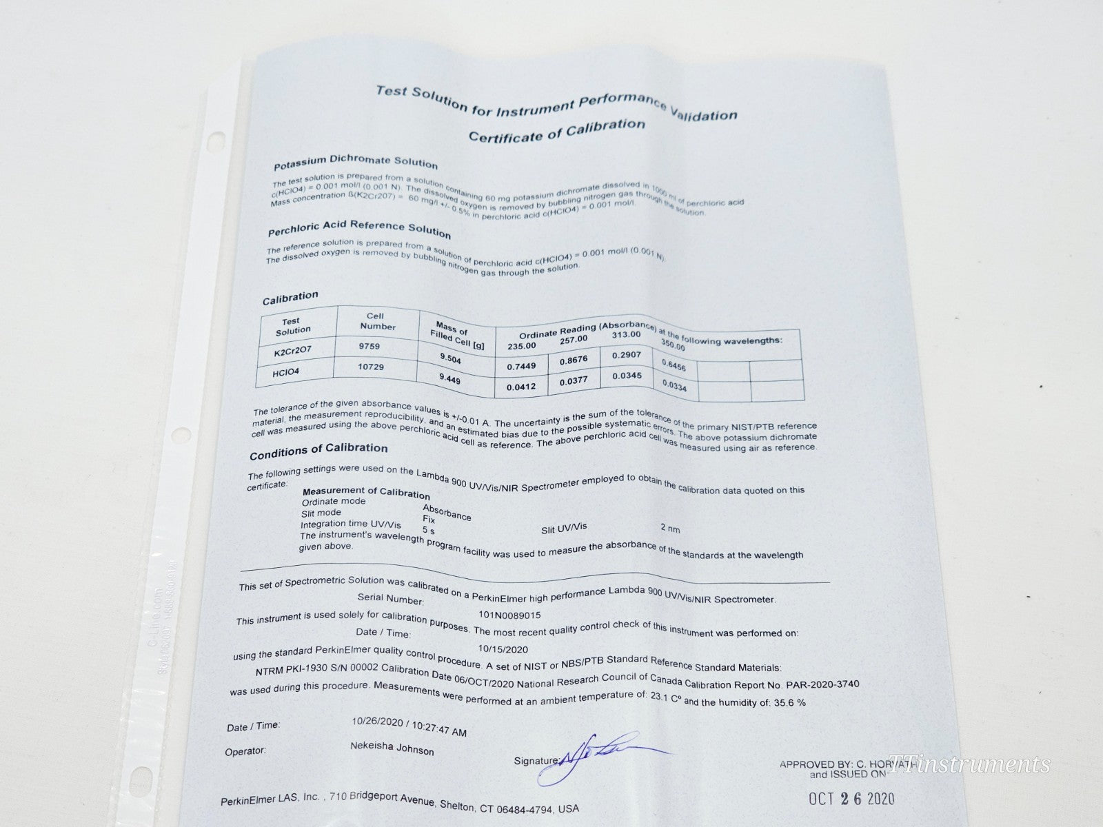 PerkinElmer B250-0100 spectrophotometer label serial number detail