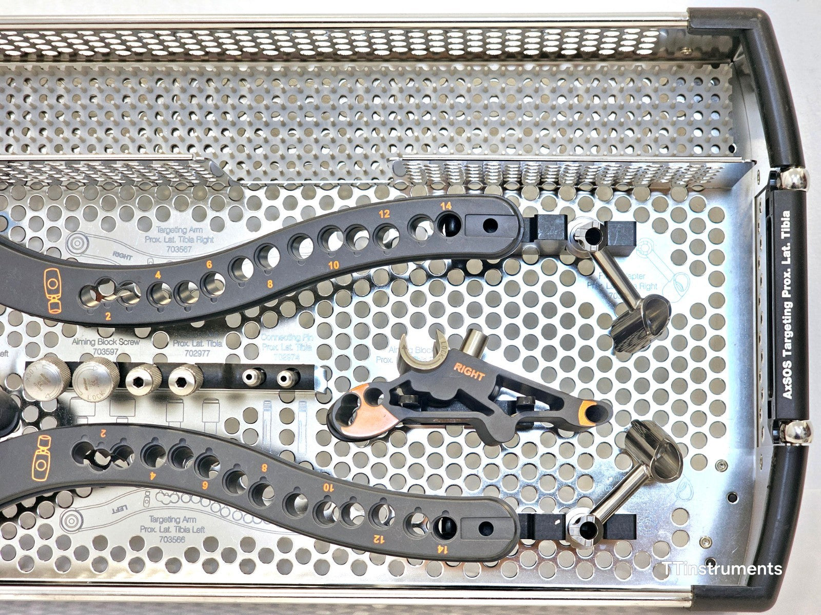 Stryker AxSOS Proximal Lateral Tibia Targeter Locking Plate System2