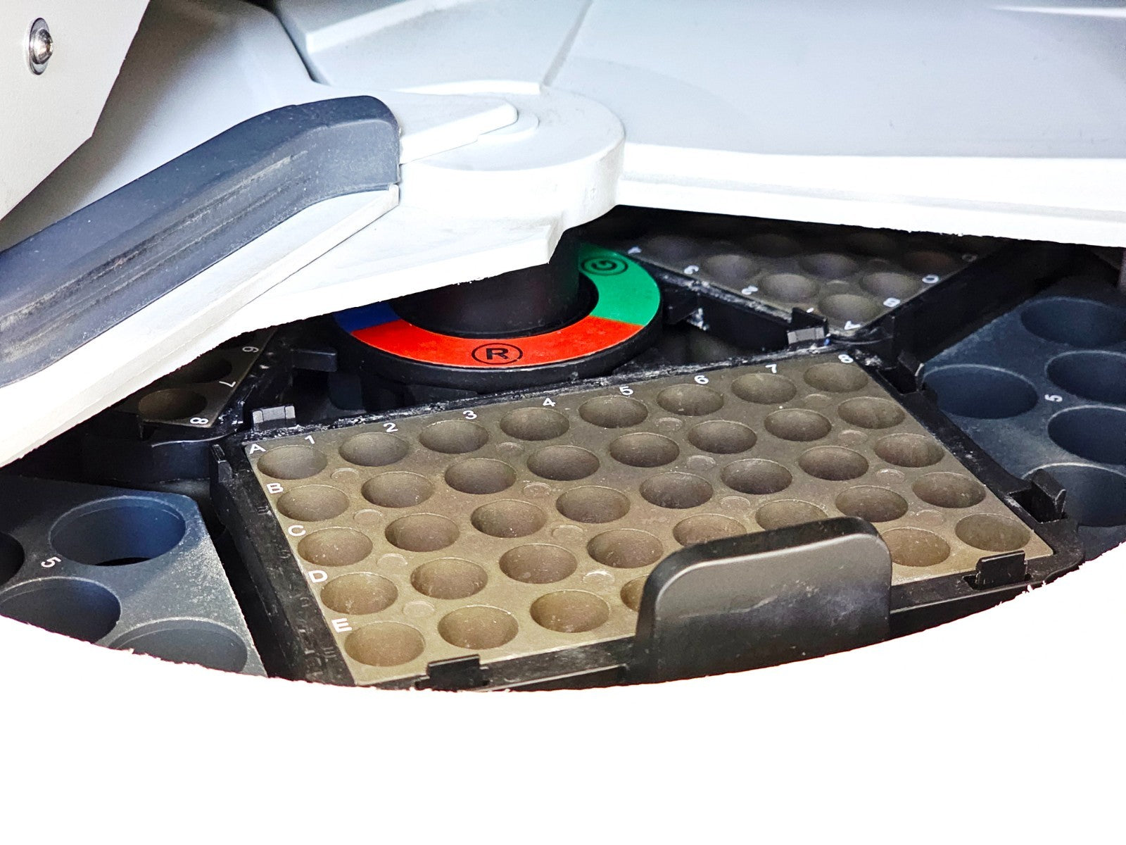 Thermo Scientific Dionex Ultimate 3000 Column + Autosampler + Pump +Solvent Rack