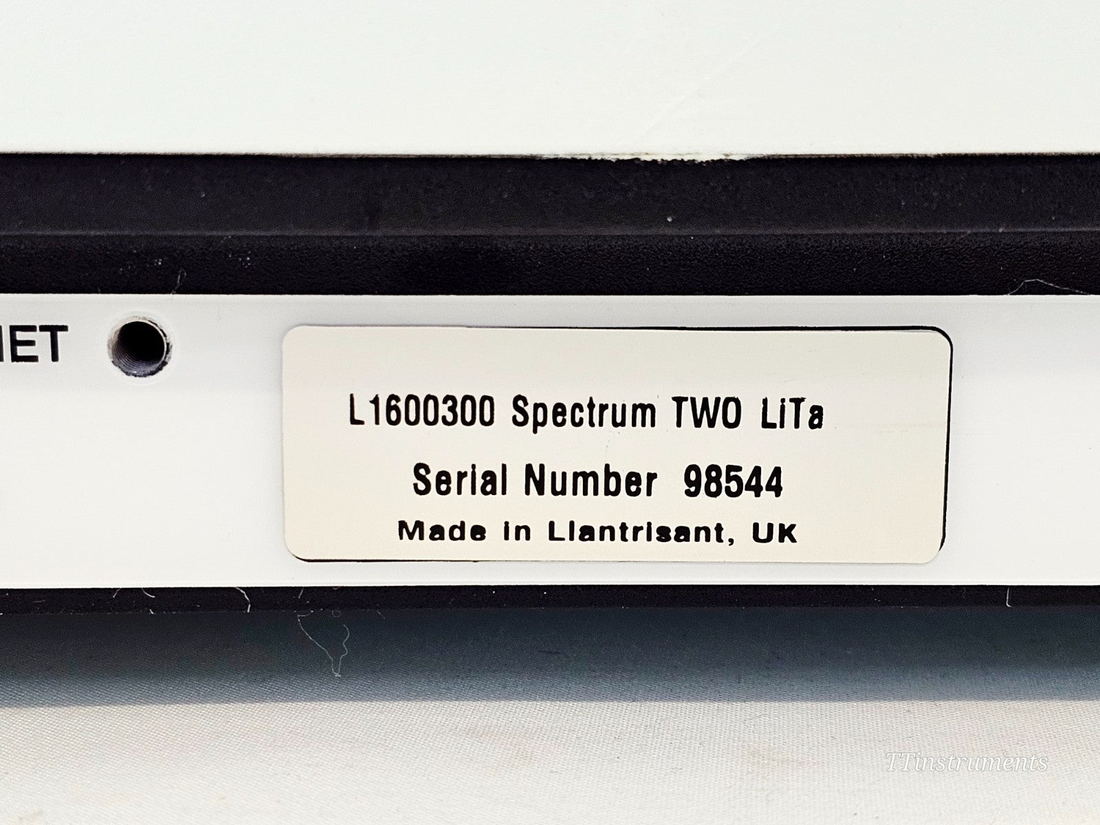 PerkinElmer FT-IR Spectrometer L1600300 Spectrum Two LiTa UATR Diamond Crystal15