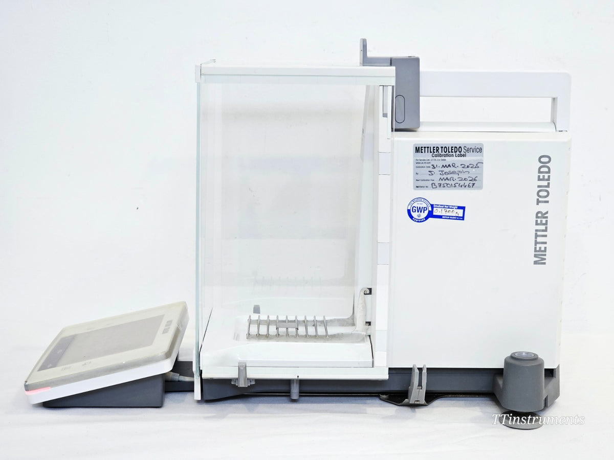 Mettler Toledo lab scale display panel used analytical balance close-up