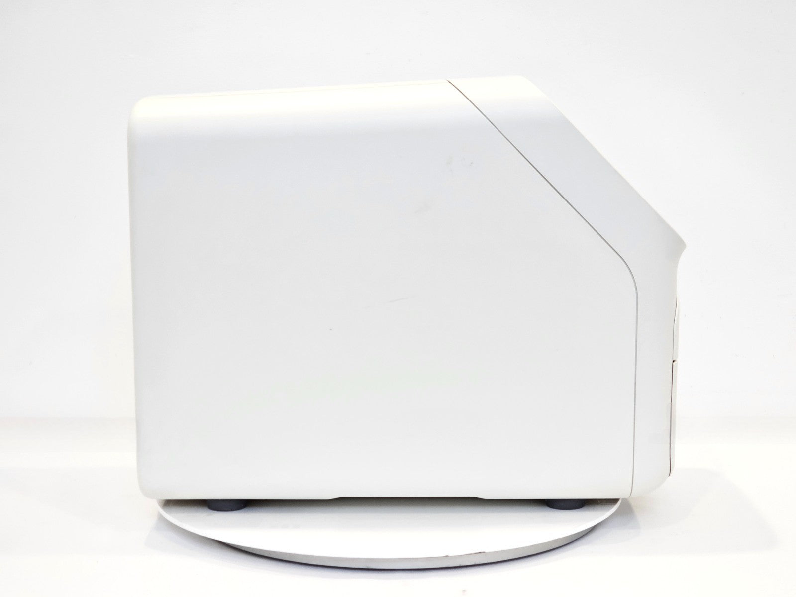 ThermoFisher QuantStudio 5 Real-Time PCR Instrument 96-Well 0.2ml Block