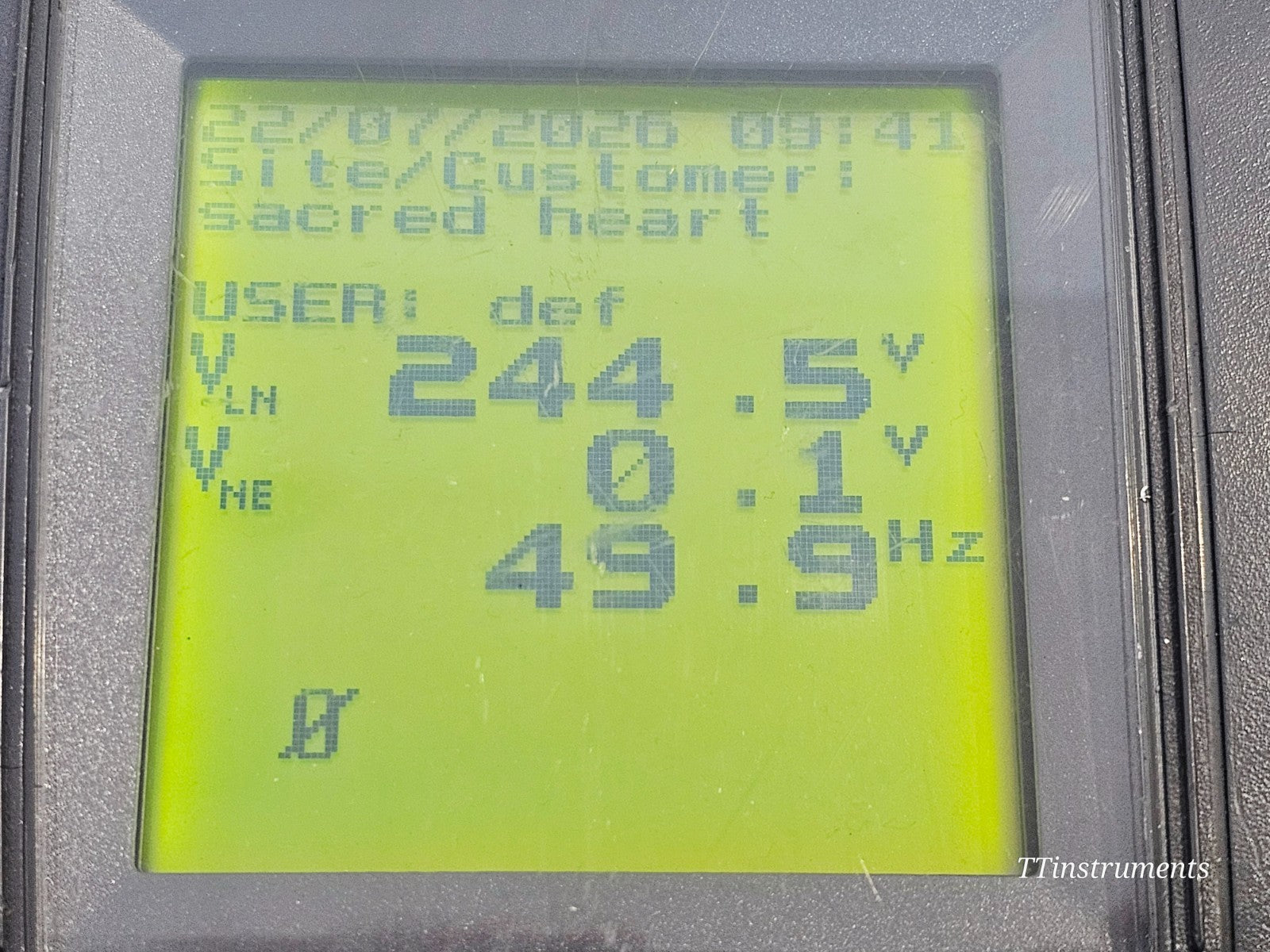 Fluke 6500 PAT tester label and serial number plate close-up