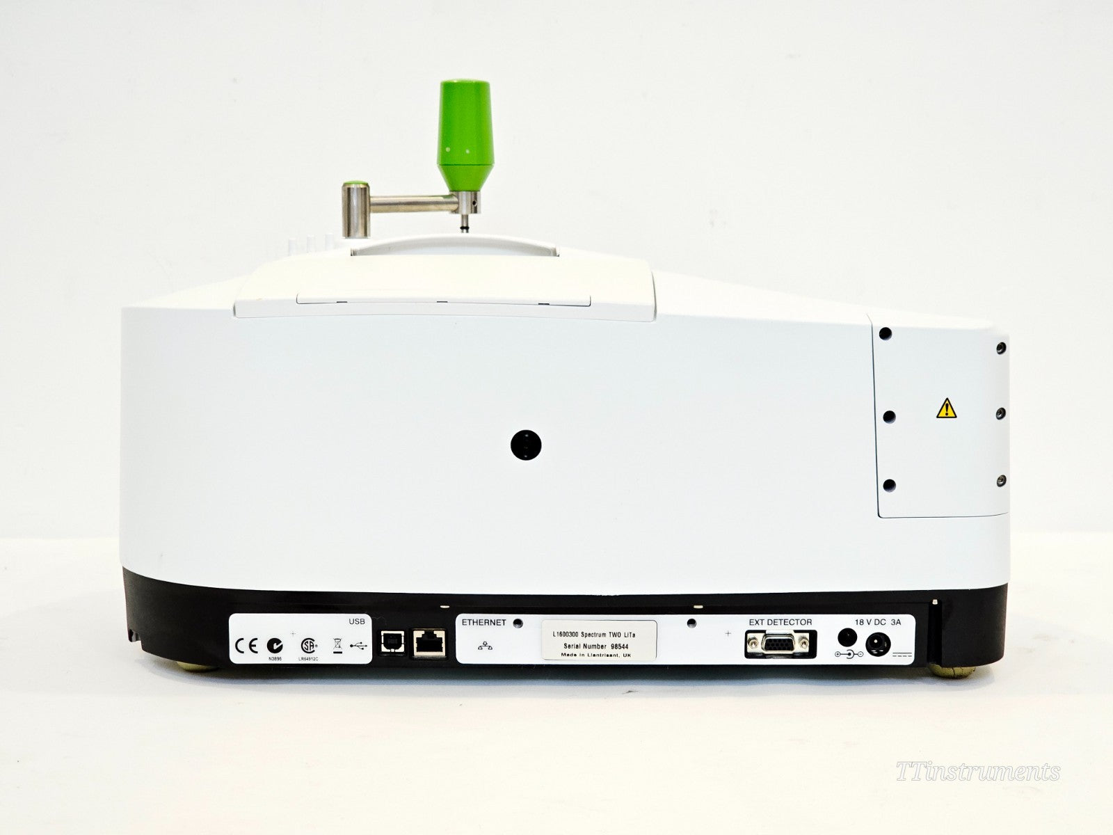 PerkinElmer FT-IR Spectrometer L1600300 Spectrum Two LiTa UATR Diamond Crystal5
