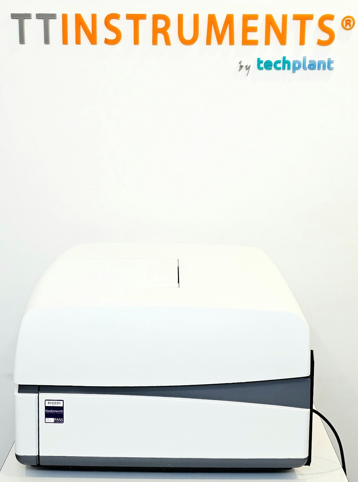 Bionano Saphyr genetic analyser side angle view used lab equipment