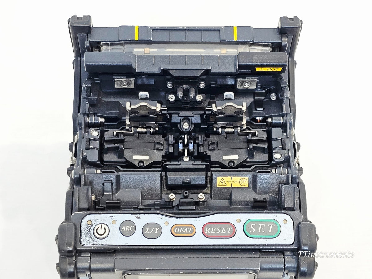 Serviced Fujikura FSM-70S Core Alignment Splicer with CT-30 Cleaver ARC 258493