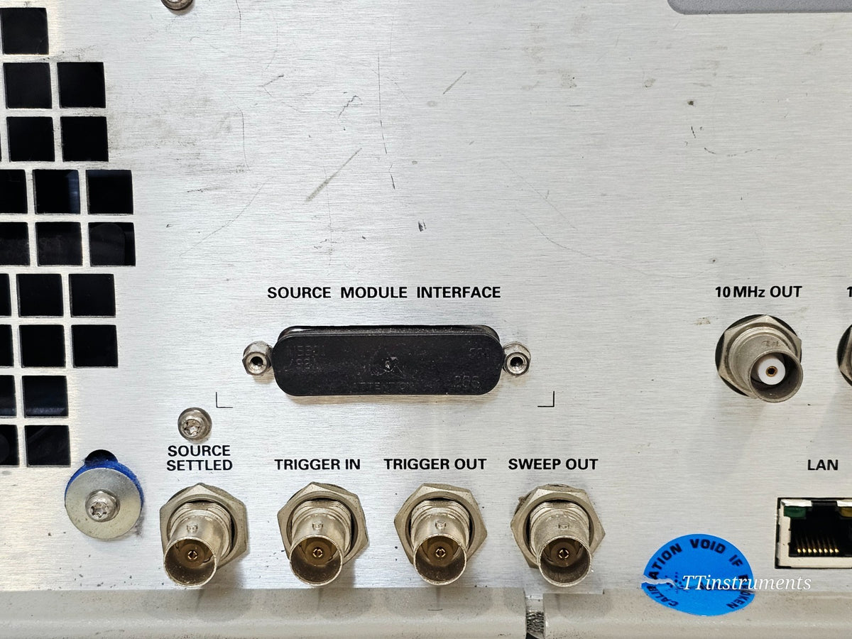 Agilent E8254A PSG-A Series 250 kHz - 40GHz Signal Generator 1E1 1EA UNJ10