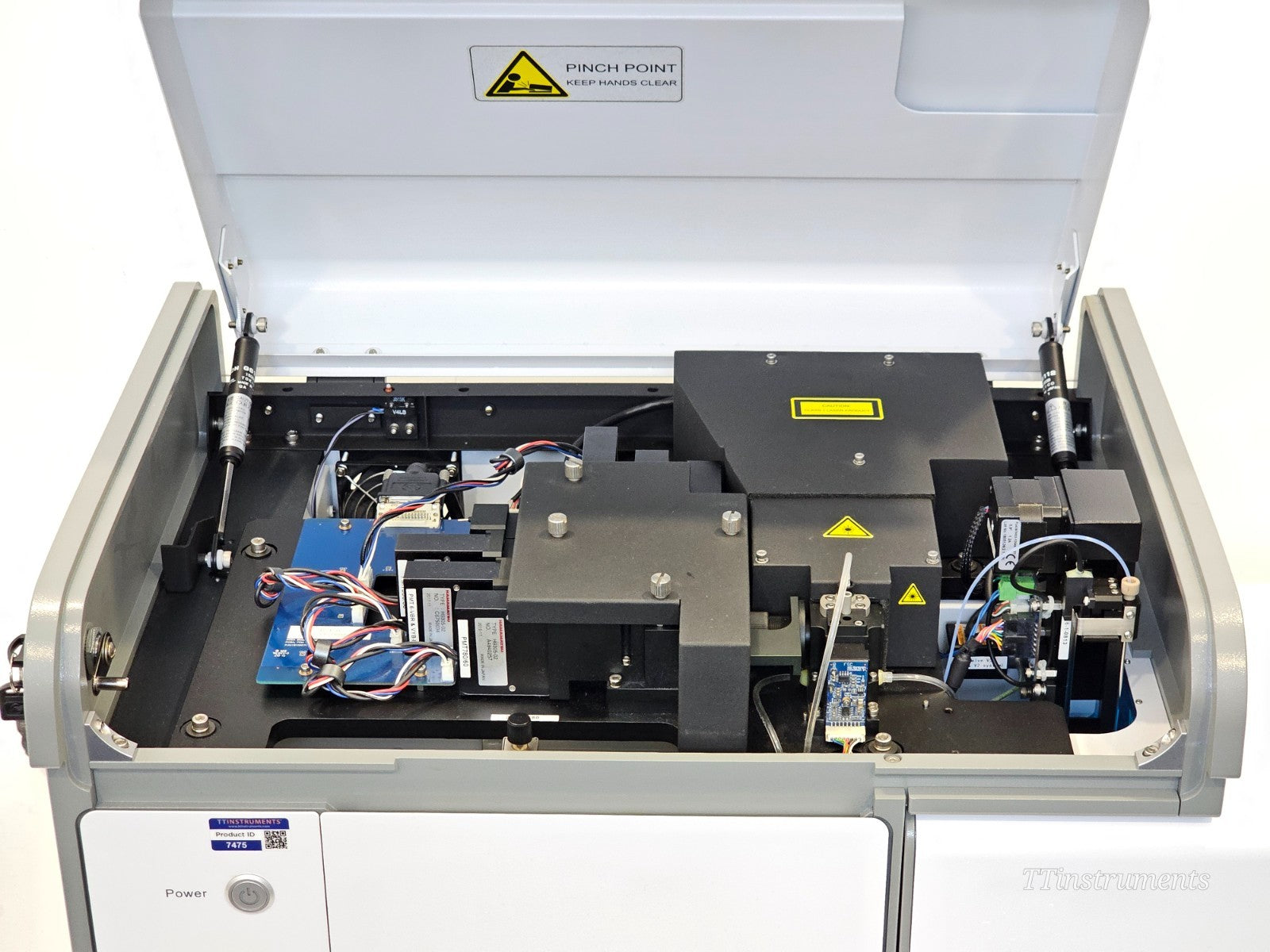 Agilent ACEA NovoCyte 2060R Flow Cytometer w/ NovoSampler Pro & Fluidics Station