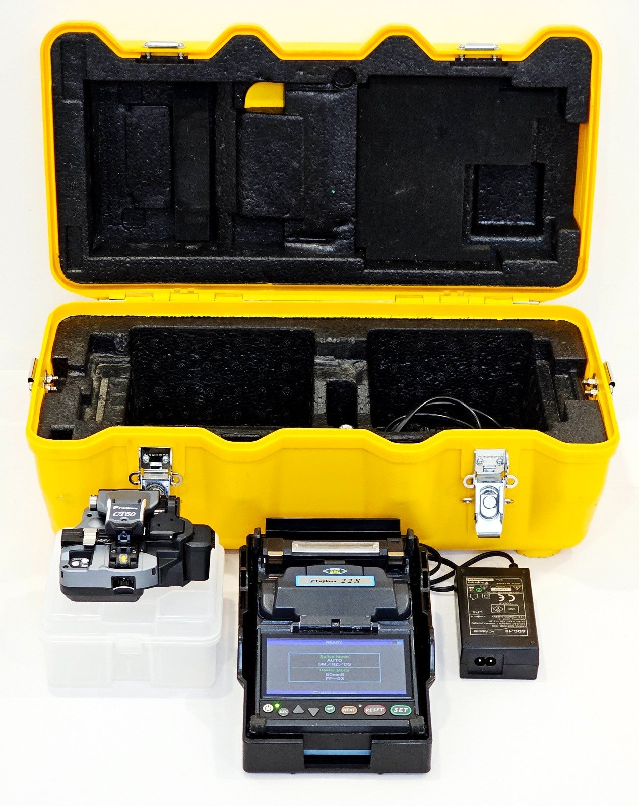 Serviced Fujikura 22S SM MM Fiber Fusion Splicer CT-50 Cleaver ARC 1780 FSM 22S0