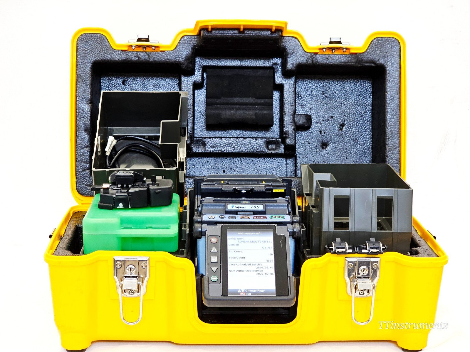 Serviced Fujikura 70S Fiber Optic Fusion Splicer SM MM ARC 4889 CT-30 Cleaver