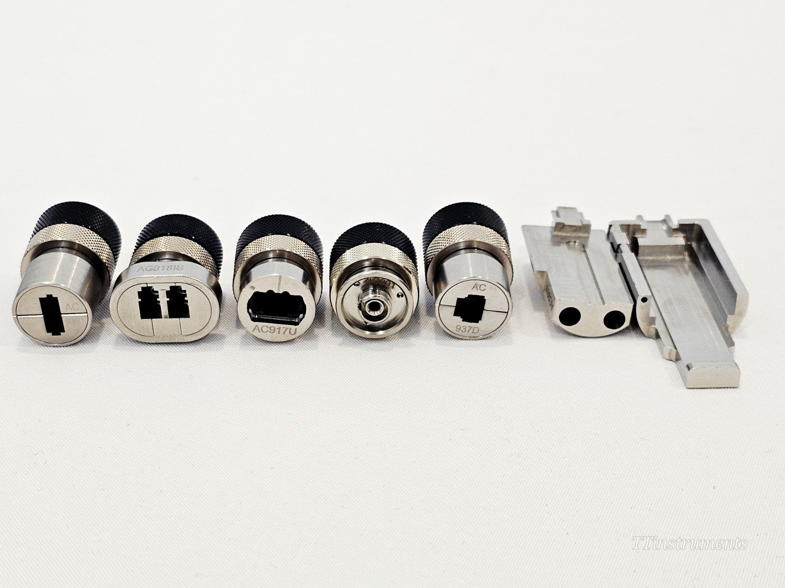 VIAVI mOPM-C1RHIS Remote Head with Multiple Adapters Integrated Premium Performa