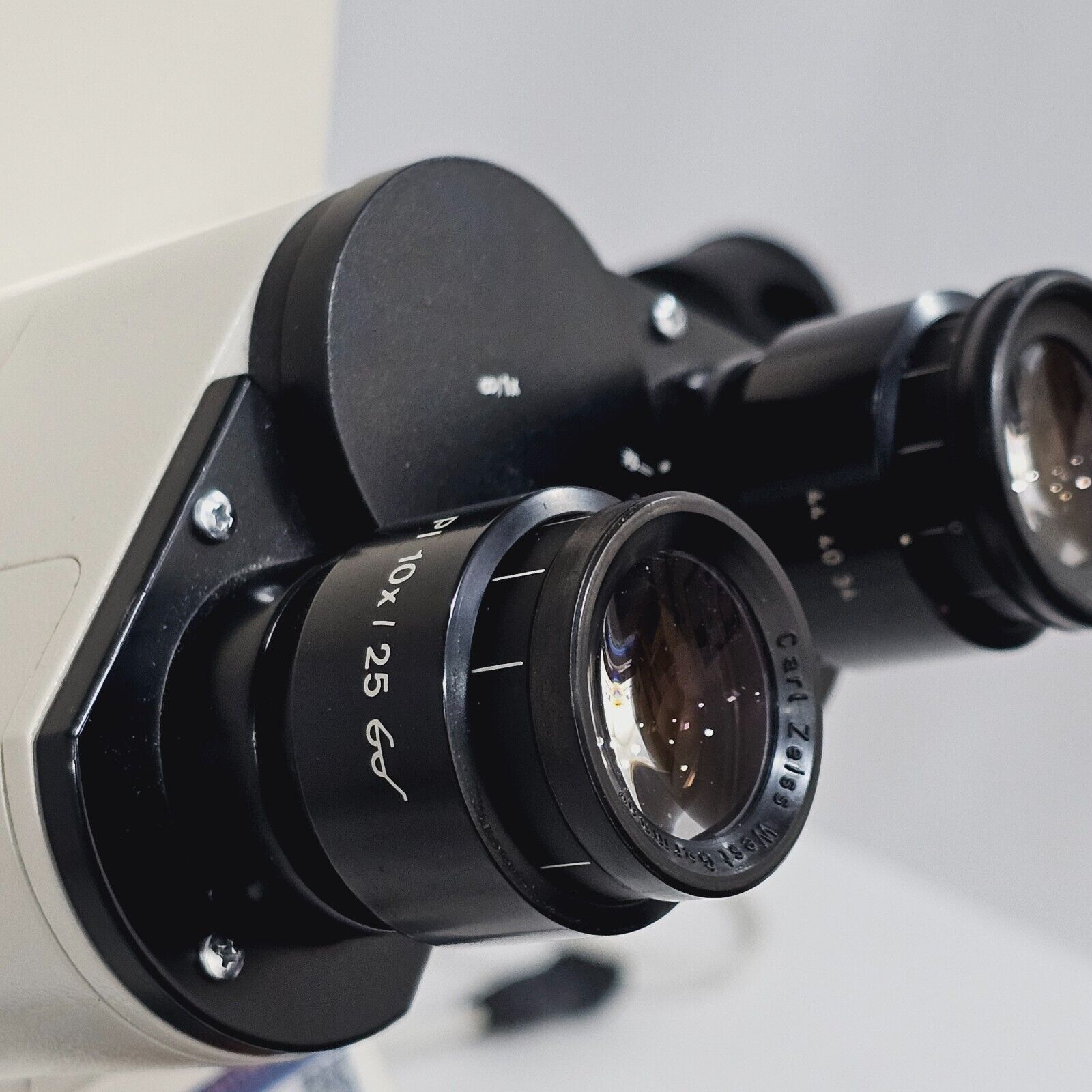 ZEISS P1 10x/25 Eyepieces 44 40 34