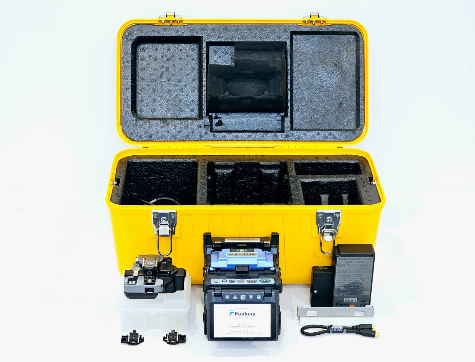 Serviced Fujikura 62S+ SM MM Core Alignment Splicer CT-50 Cleaver ARC 4464