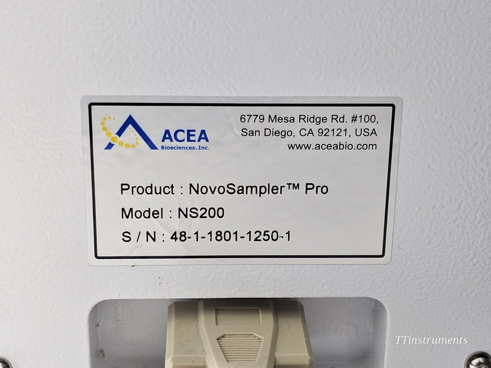 Agilent ACEA NovoCyte 3000 Cytometer w/ NovoSampler Pro & Fluidics Station