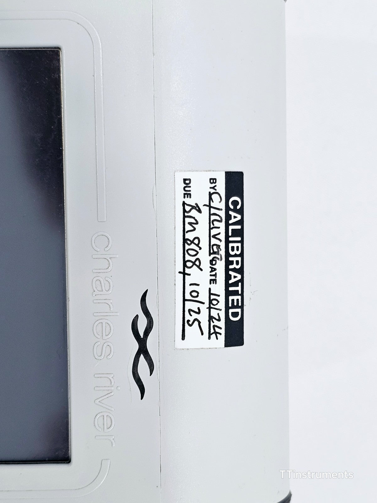 Charles River Endosafe PTS150 showing battery compartment and base