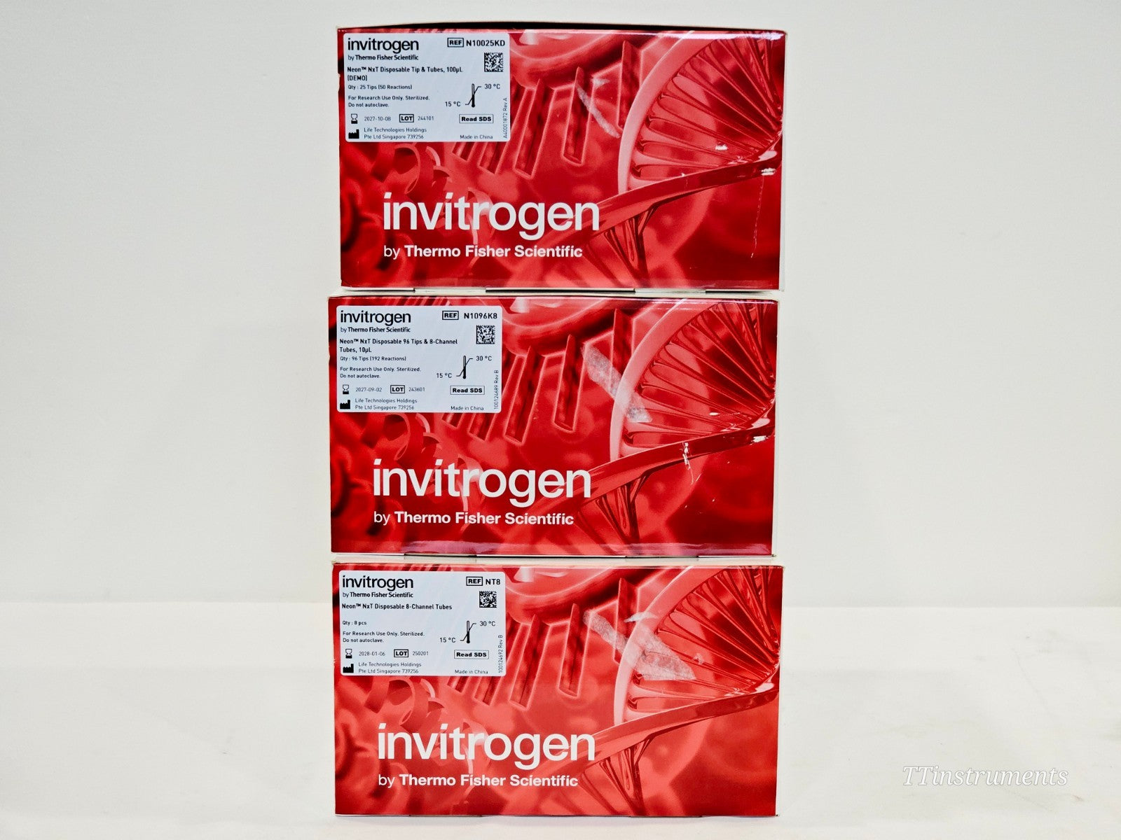 Thermo Fisher Invitrogen NeonNxT NEON18 Electroportation System MFG 2024