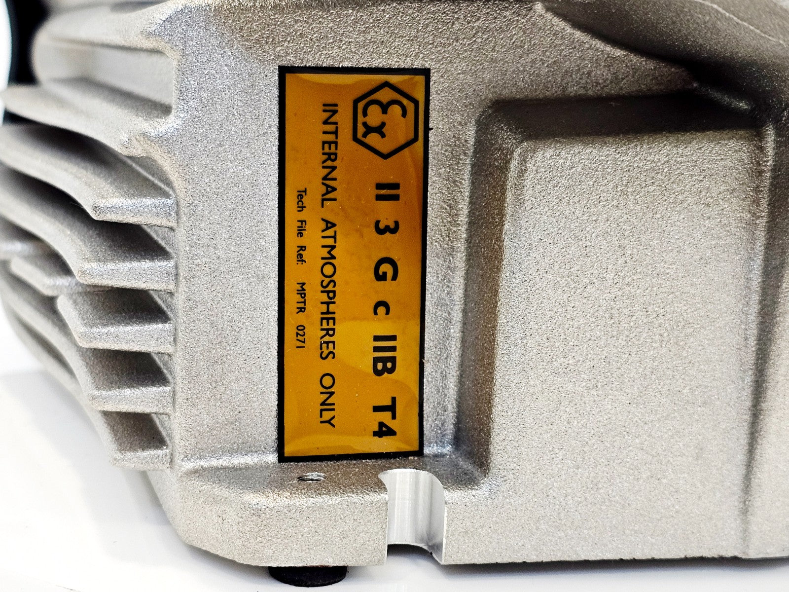 Serviced Edwards nXDS6i Dry Scroll Vacuum Pump A735-01-983 MFG 2015 nXDS 6i7